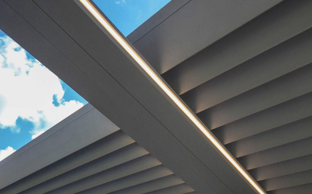 Pergola Free Lames electriques retractable