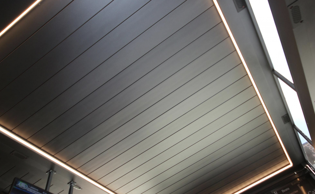 Pergola Free Lames electriques retractable