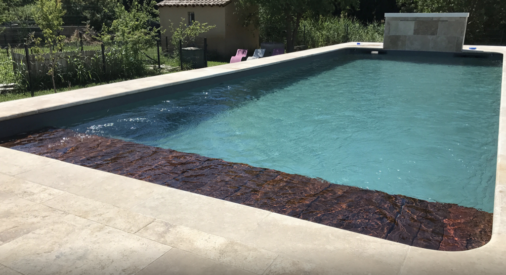 Couverture à lames caillebotis immergé