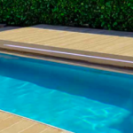 Pavimento móvil de aluminio para piscinas.