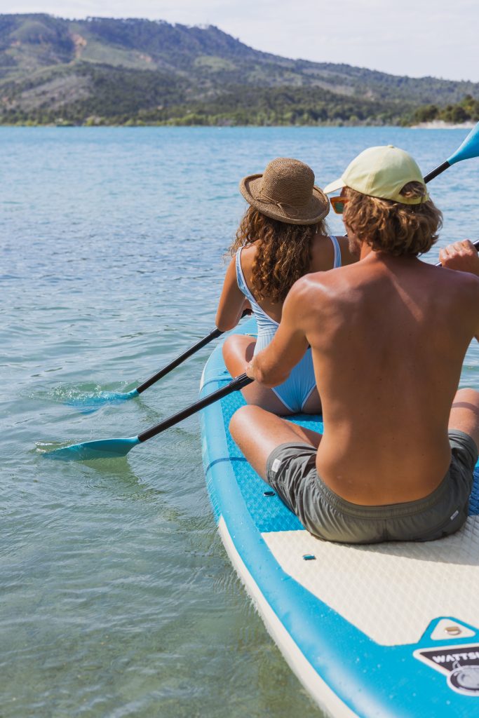 Wattsup Marlin 12'5 opblaasbaar paddleboard voor 2 personen met Drop Stitch-technologie, compatibel met kajaks, ideaal voor peddelen en toeren.