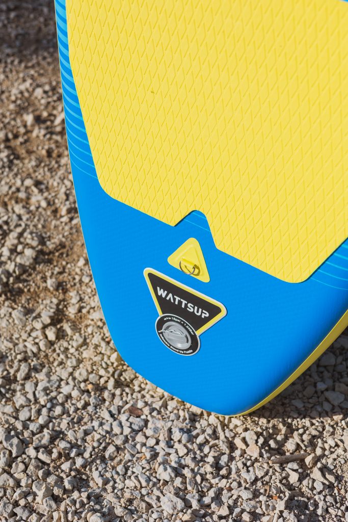paddle gonflable polyvalent conçu pour offrir stabilité, confort et maniabilité à tous les riders